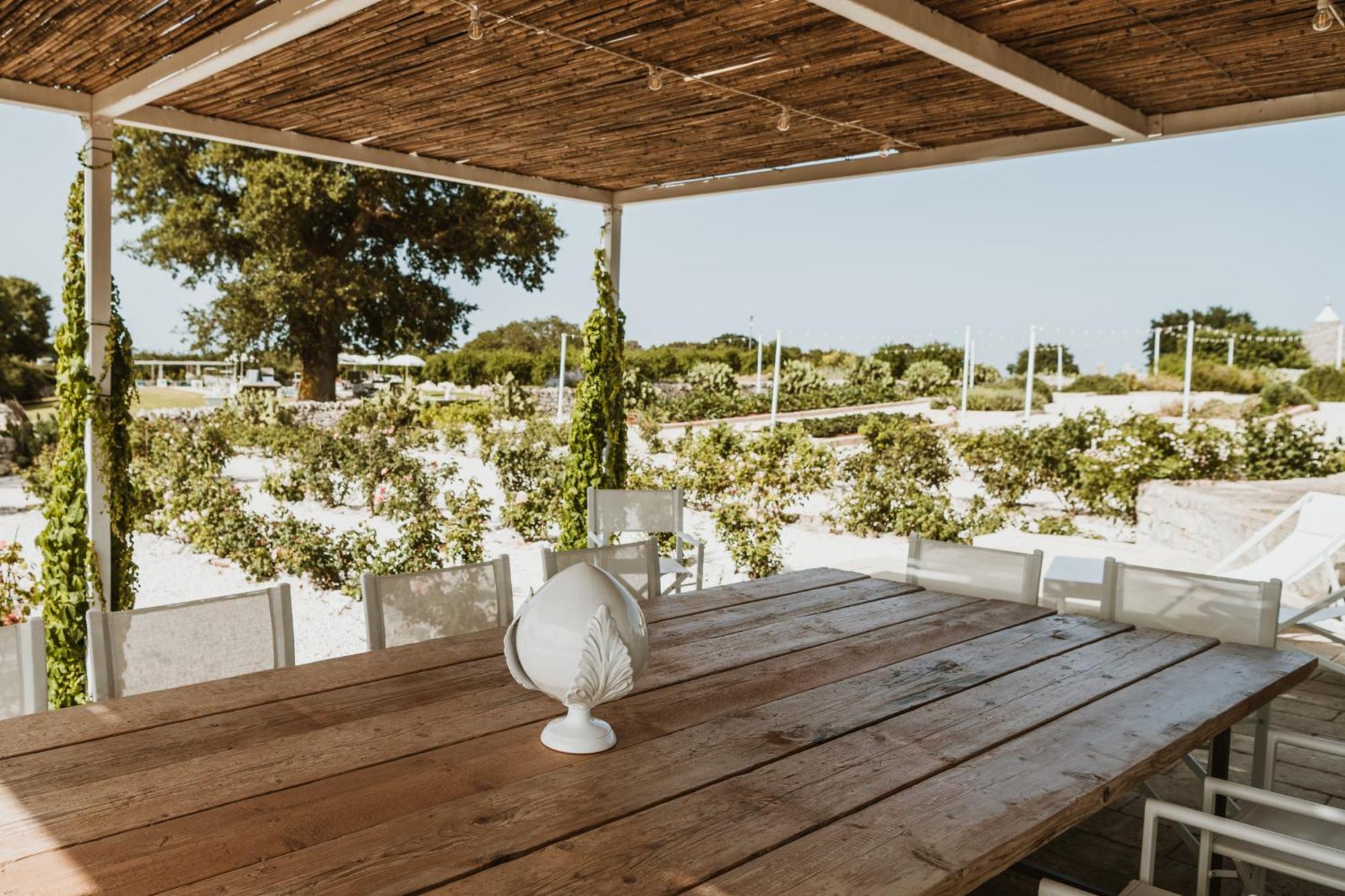 Nina Trulli Resort Сельва-ди-Фазано Экстерьер фото